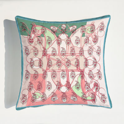 Le décor à la maison imprimé amortissent la couverture façonnent le carreau carré de luxe de jacquard