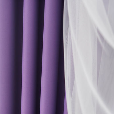 Double côté Matte Polyester Curtain Fabric Blackout 90% ombrageant