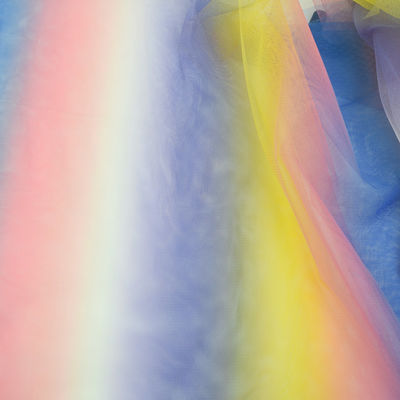 Tissu en soie en nylon mou de la maille 100% Tulle de robe de mariage de décoration pour la jupe de tutu d'enfants