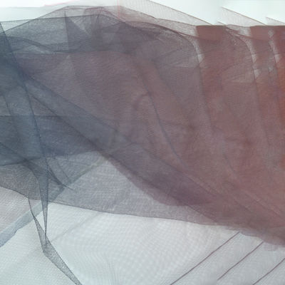 Perle molle en nylon Mesh Fabric de tissu de 100% Tulle Rolls Tulle