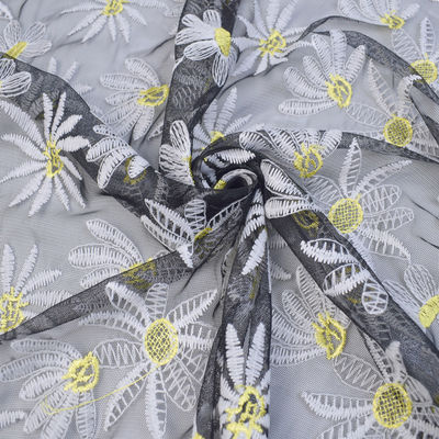 La voile suisse matérielle molle de coton de broderie lacent le tissu pour l'habillement