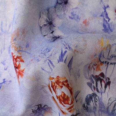 Tulle brodé par 100 a imprimé le sergé confortable de vêtement de tissu de Tencel tissé