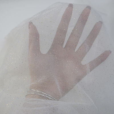 Chaîne molle en nylon de tissu de 100% Tulle tricotée pour les robes les épousant nuptiales