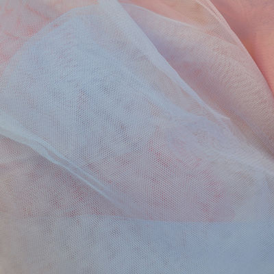 L'arc-en-ciel mol de tissu de Tulle de dentelle française scintillent bleu 51 pouces 52 pouces