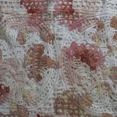 Les tissus de coton de polyester de textile ont brodé imprimer le jacquard de robe de vêtement