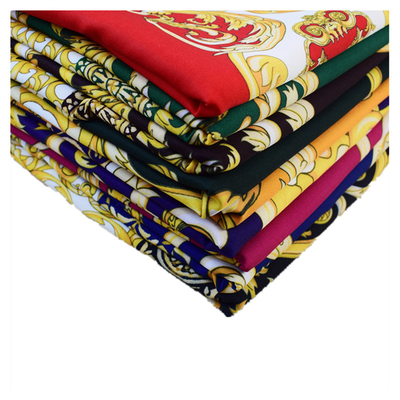 Polyester de style d'île imprimant le modèle fait sur commande de largeur du tissu 1.5m