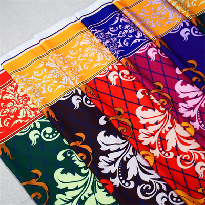 Tissu de tapisserie d'ameublement imprimé rose pour l'emballage de petit pain de robe