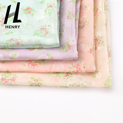 La mousseline de soie florale molle de textile a imprimé le tissu pour le poids léger de vêtement